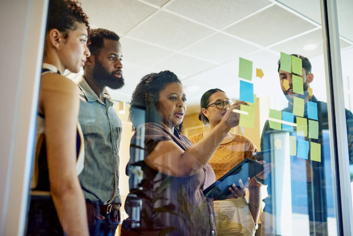 Blog-How-to-Spot-Early-Signs-of-Workplace-Issues