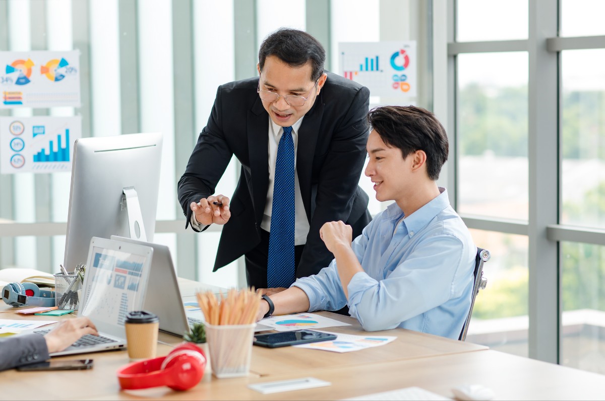 Performance Management Training Course - Emtrain