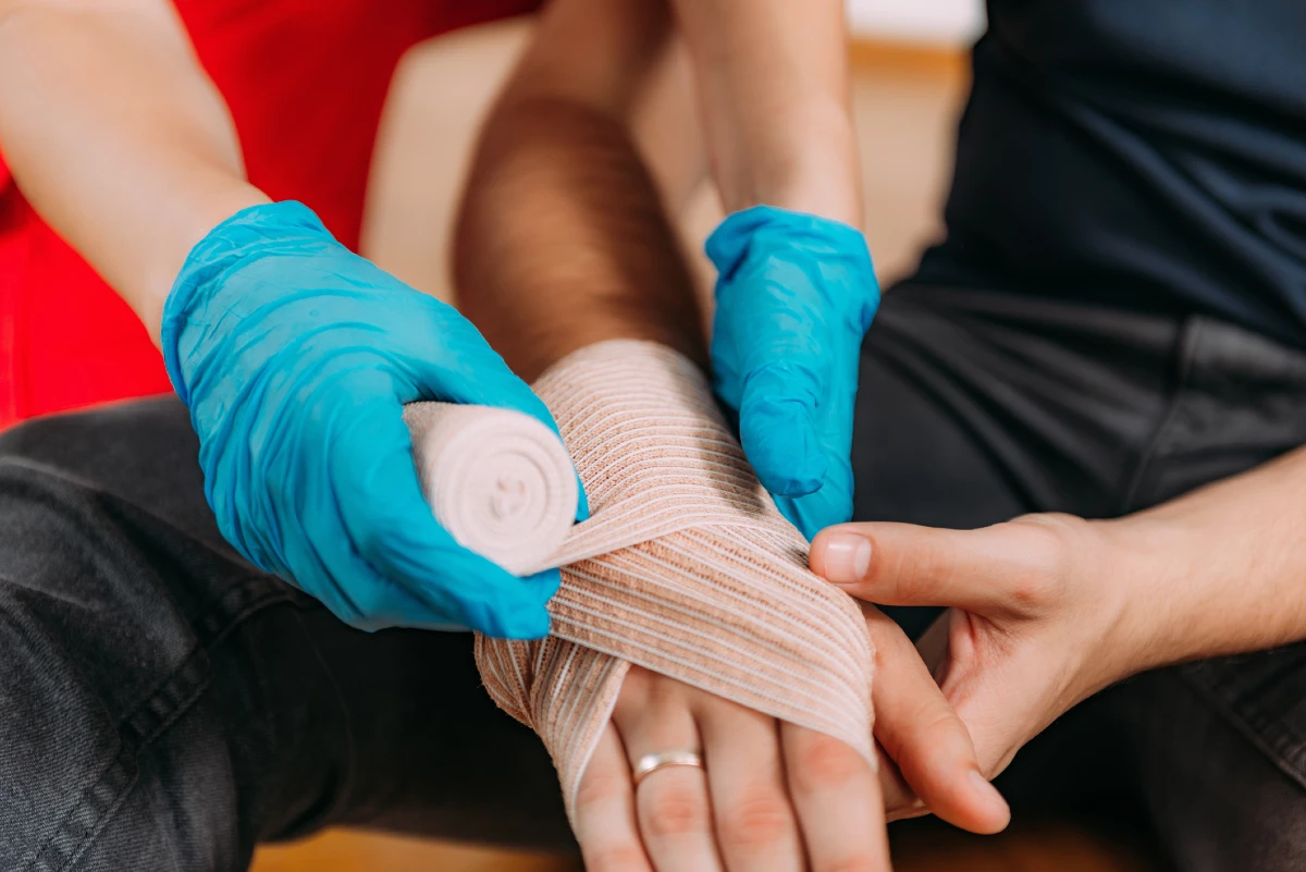 Basic First Aid Microlesson