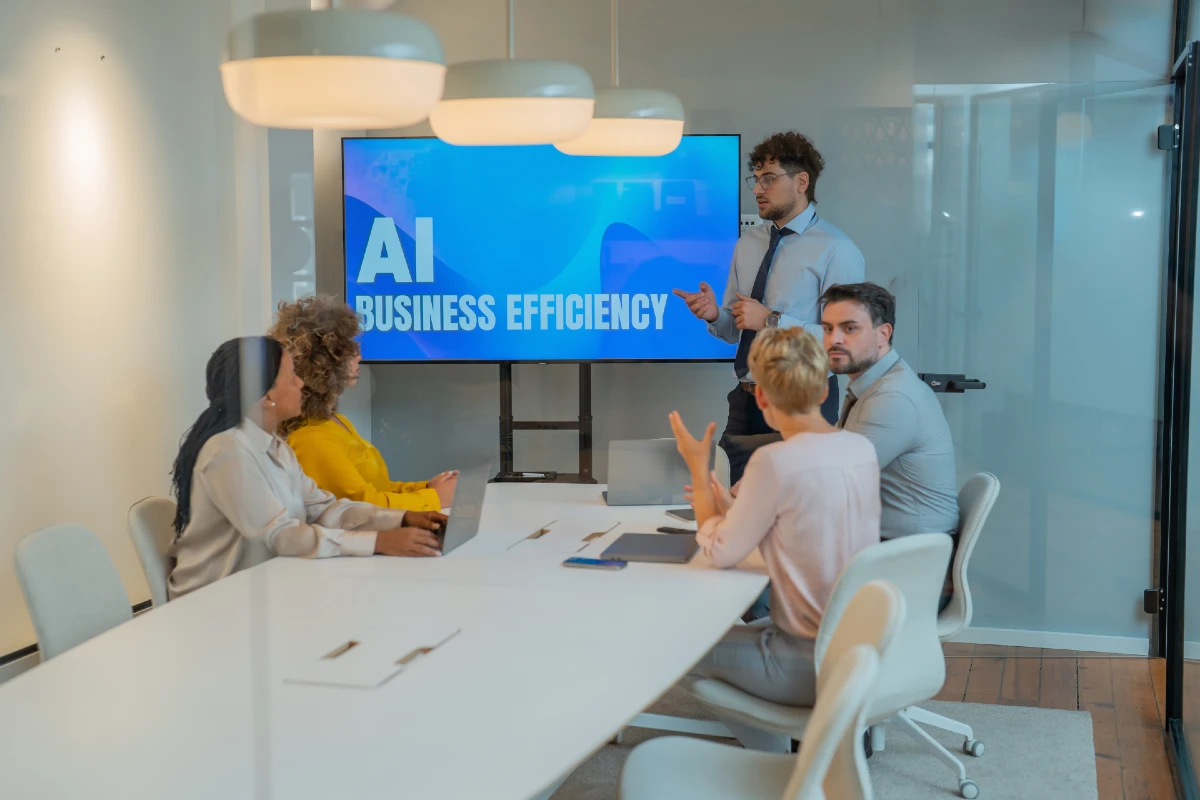 4 HR Priorities for Supporting Employees Through AI Business Transformation